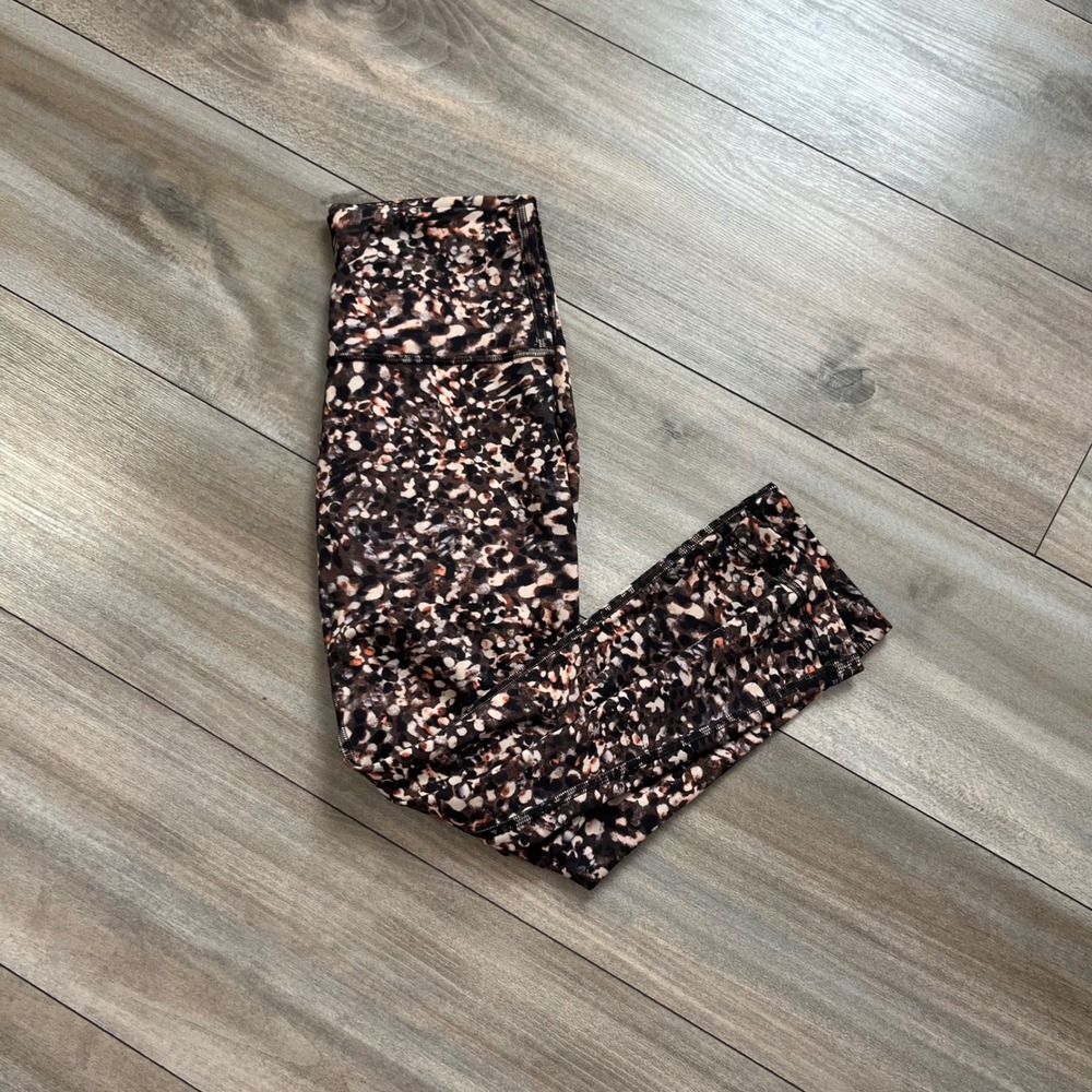 Lululemon Wunder Under Crop High Rise Leggings Size 6 Floral Animal Print Brown